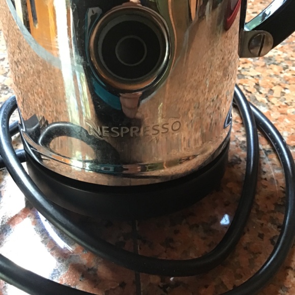 Nespresso Milk Foamer - Picture 2 of 4